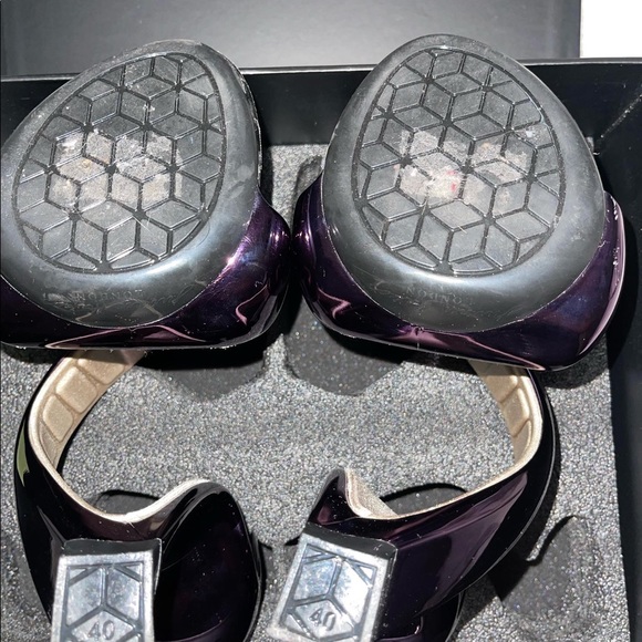 SOLD! - Picture 5 of 6